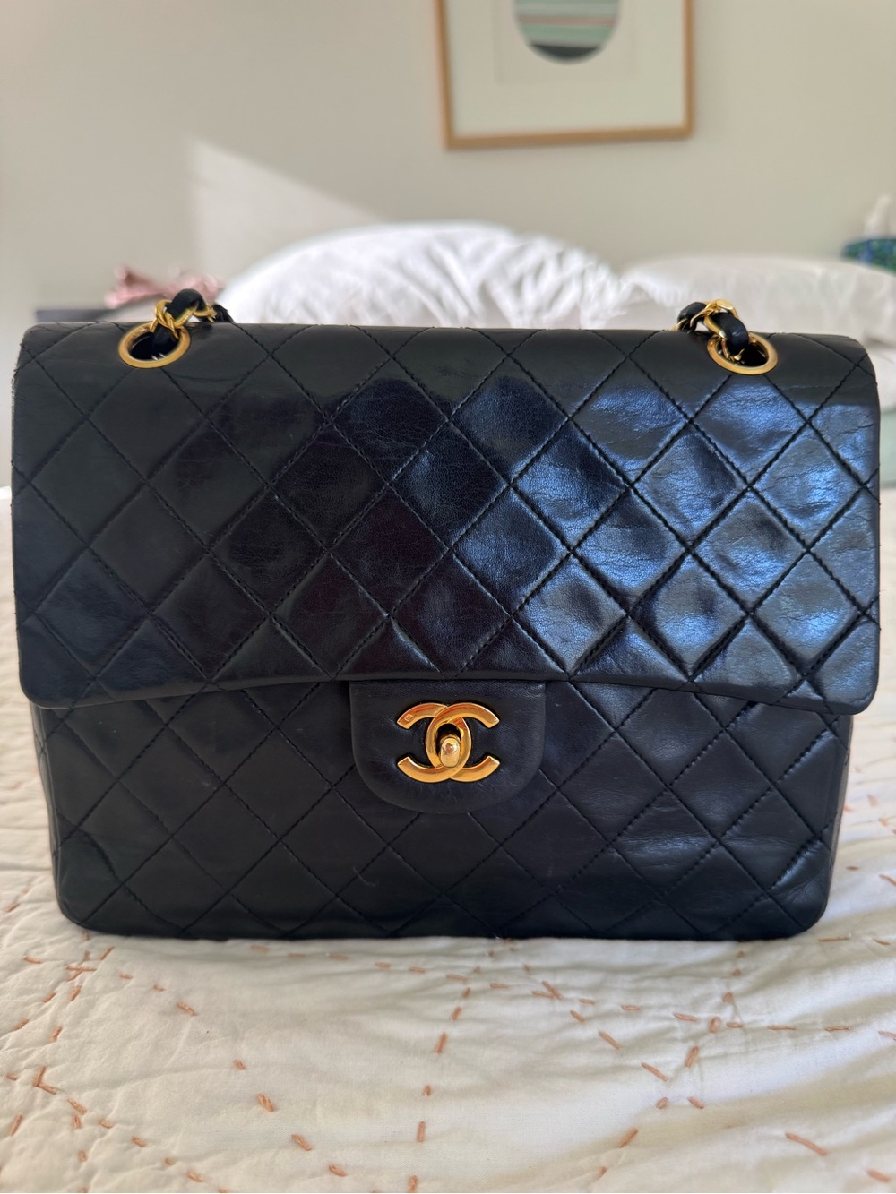 CHANEL Black Quilted Leather Shoulder Bag with Gold Hardware - Picture 2 of 15